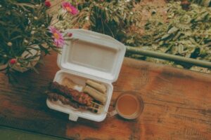 hot-food-in-styrofoam-box-after-microwave