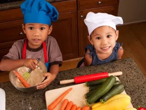 two-kids-cooking